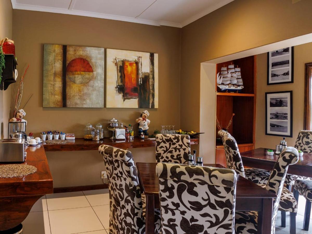 Moonriver Guesthouse Upington Luaran gambar