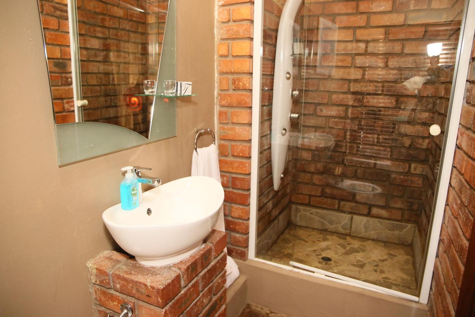 Moonriver Guesthouse Upington Luaran gambar
