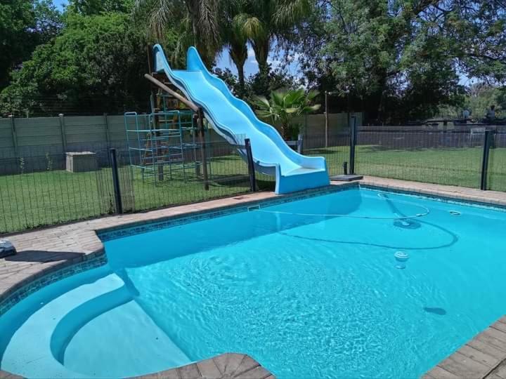 Moonriver Guesthouse Upington Luaran gambar
